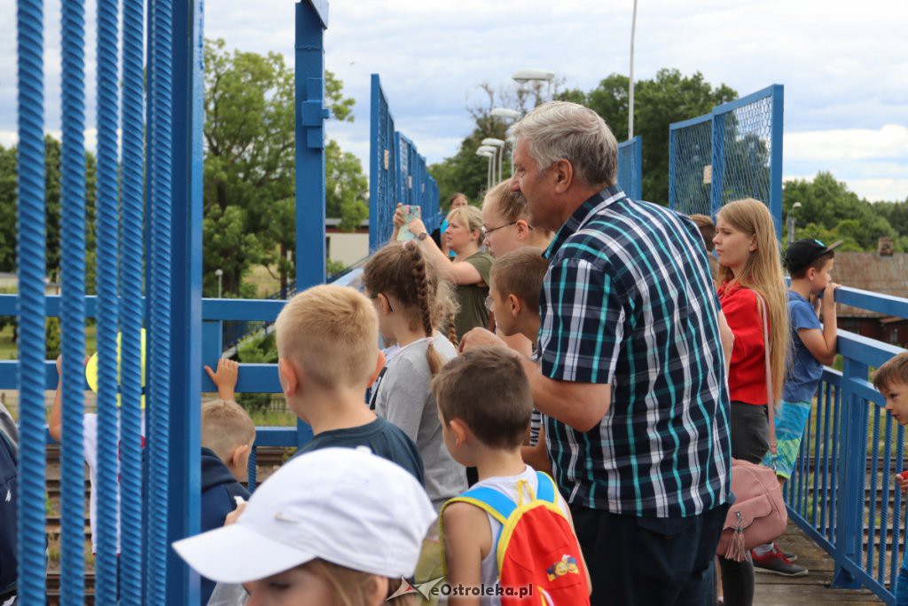 Wizyta dzieci na dworcu PKP [28.06.2019] - zdjęcie #11 - eOstroleka.pl