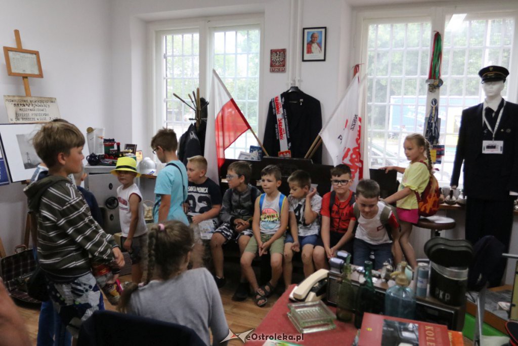 Wizyta dzieci na dworcu PKP [28.06.2019] - zdjęcie #14 - eOstroleka.pl