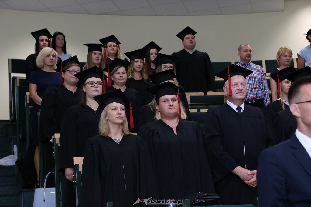 Zakończenie roku akademickiego w Wyższej Szkole Administracji Publicznej [28.06.2019] - zdjęcie #7 - eOstroleka.pl
