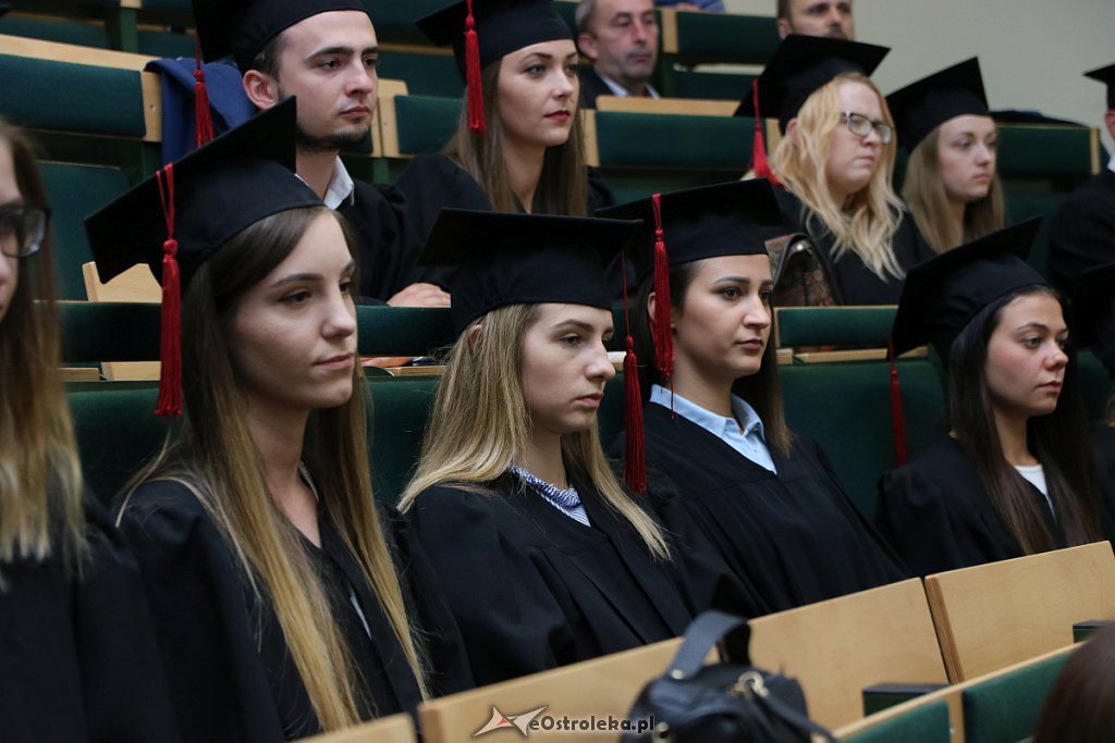 Zakończenie roku akademickiego w Wyższej Szkole Administracji Publicznej [28.06.2019] - zdjęcie #36 - eOstroleka.pl
