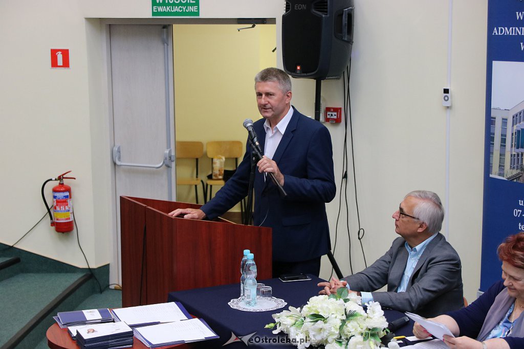 Zakończenie roku akademickiego w Wyższej Szkole Administracji Publicznej [28.06.2019] - zdjęcie #24 - eOstroleka.pl