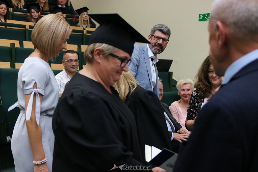 Zakończenie roku akademickiego w Wyższej Szkole Administracji Publicznej [28.06.2019] - zdjęcie #11 - eOstroleka.pl