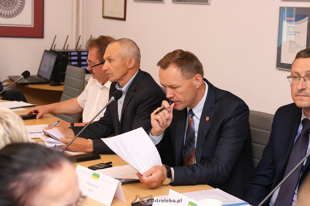 VII sesja Rady Powiatu w Ostrołęce [28.06.2019] - zdjęcie #14 - eOstroleka.pl