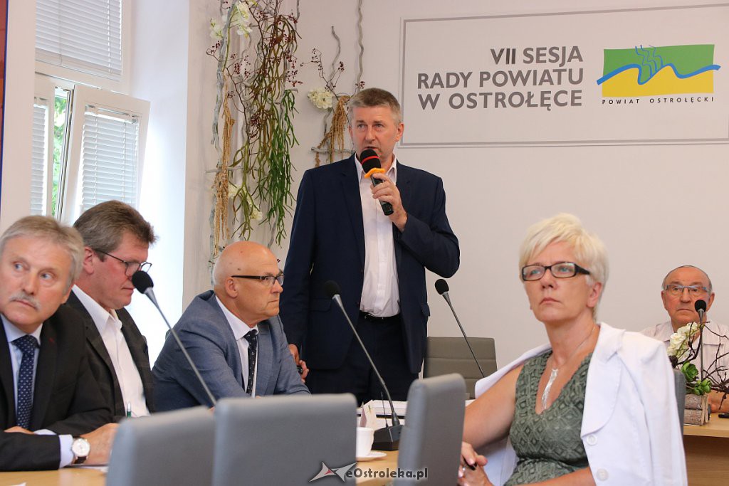 VII sesja Rady Powiatu w Ostrołęce [28.06.2019] - zdjęcie #15 - eOstroleka.pl