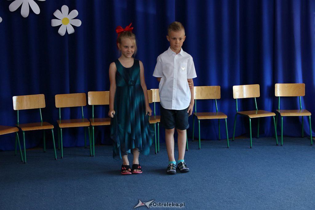 Siedmiolatki z „Krainy Misiów” pożegnały się z przedszkolem [30.06.2019] - zdjęcie #2 - eOstroleka.pl