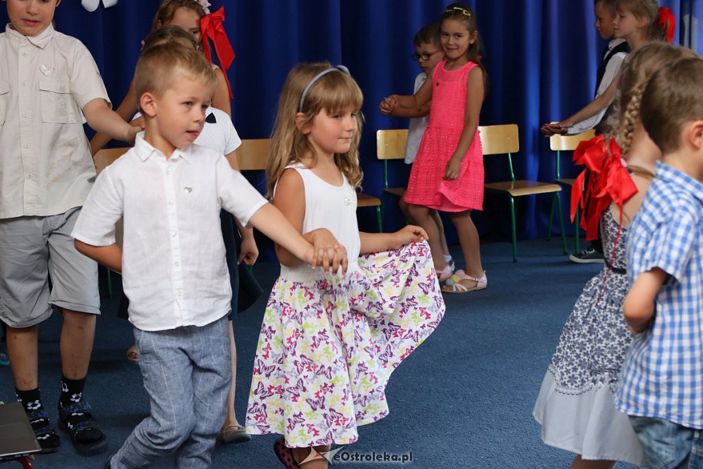 Siedmiolatki z „Krainy Misiów” pożegnały się z przedszkolem [30.06.2019] - zdjęcie #9 - eOstroleka.pl