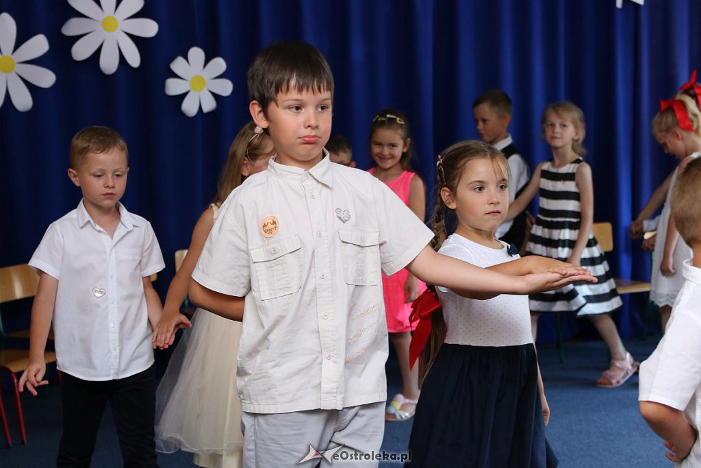 Siedmiolatki z „Krainy Misiów” pożegnały się z przedszkolem [30.06.2019] - zdjęcie #10 - eOstroleka.pl