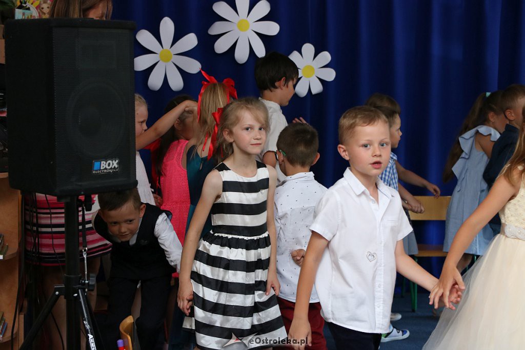 Siedmiolatki z „Krainy Misiów” pożegnały się z przedszkolem [30.06.2019] - zdjęcie #21 - eOstroleka.pl