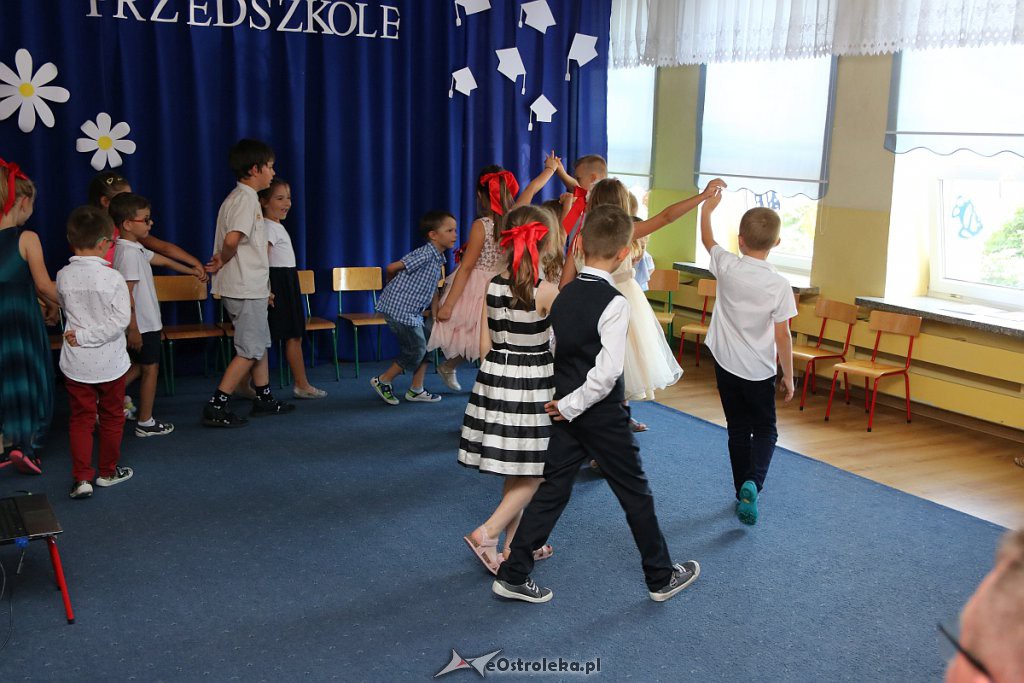 Siedmiolatki z „Krainy Misiów” pożegnały się z przedszkolem [30.06.2019] - zdjęcie #22 - eOstroleka.pl