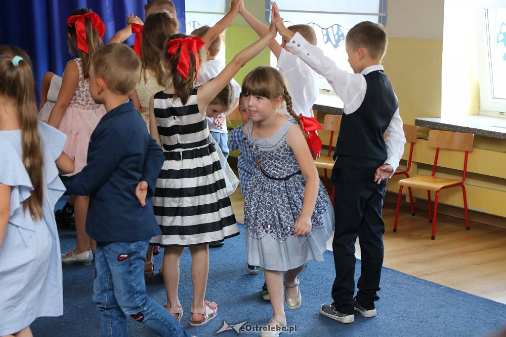 Siedmiolatki z „Krainy Misiów” pożegnały się z przedszkolem [30.06.2019] - zdjęcie #24 - eOstroleka.pl