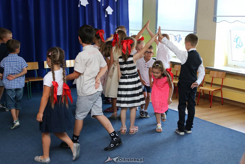 Siedmiolatki z „Krainy Misiów” pożegnały się z przedszkolem [30.06.2019] - zdjęcie #26 - eOstroleka.pl