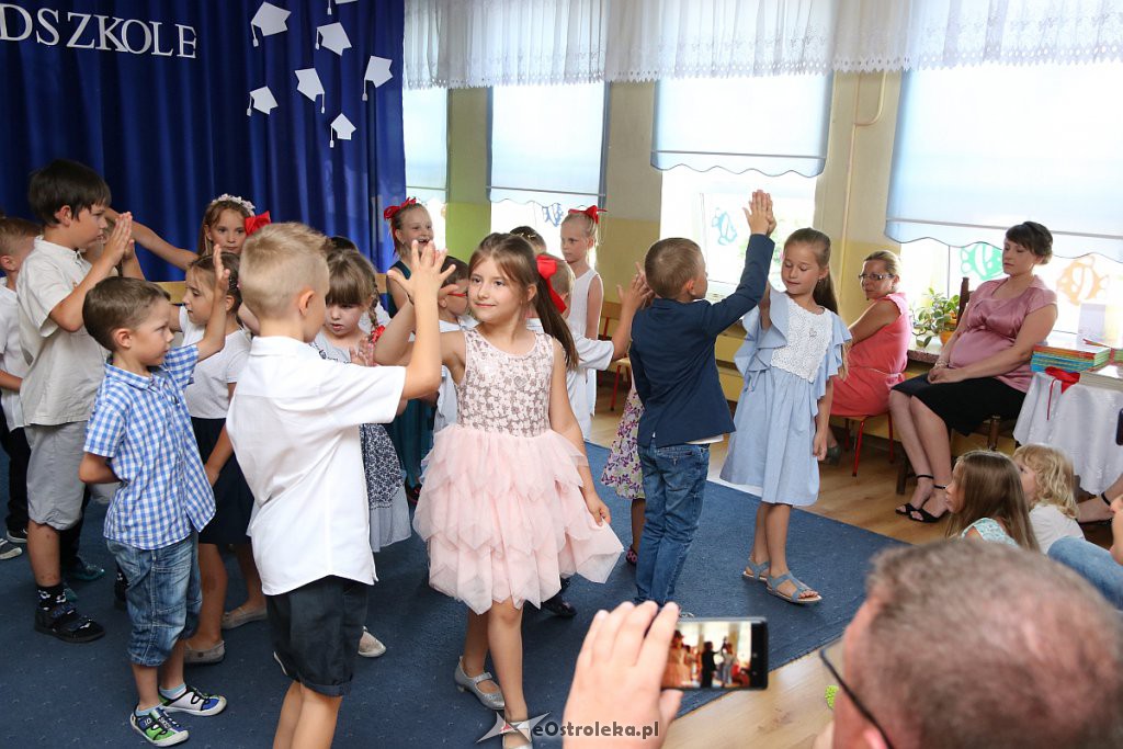Siedmiolatki z „Krainy Misiów” pożegnały się z przedszkolem [30.06.2019] - zdjęcie #41 - eOstroleka.pl