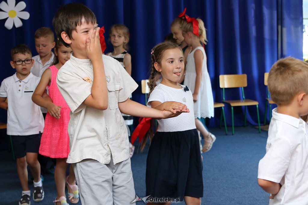 Siedmiolatki z „Krainy Misiów” pożegnały się z przedszkolem [30.06.2019] - zdjęcie #52 - eOstroleka.pl