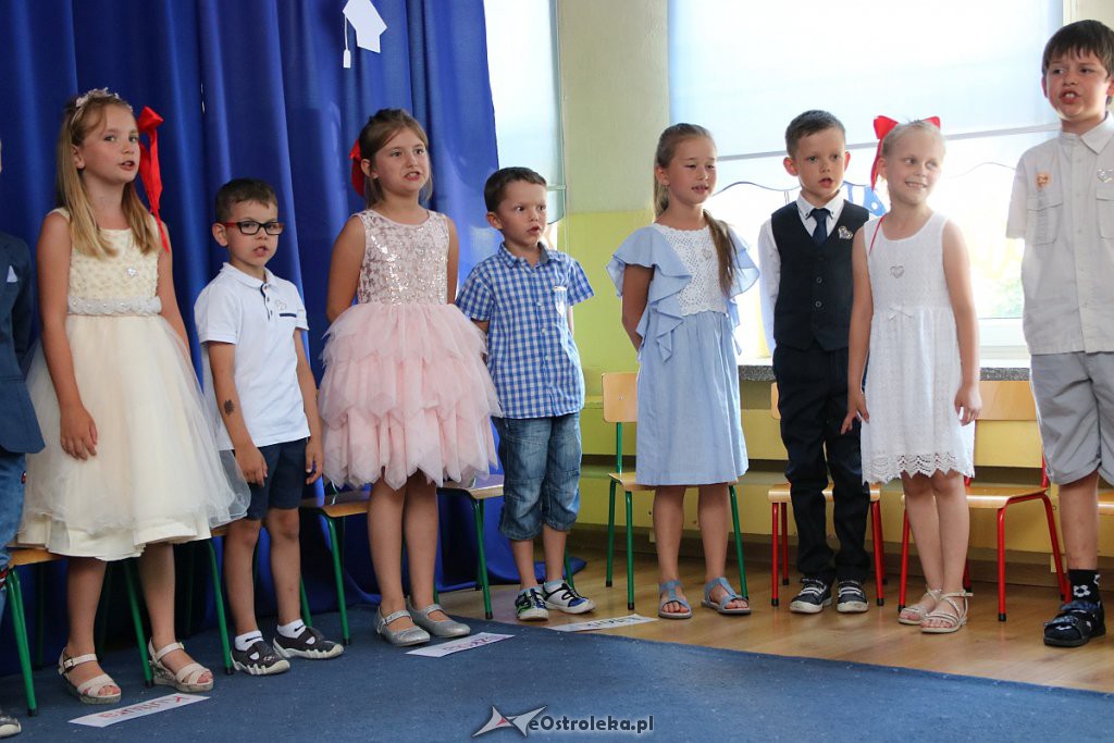 Siedmiolatki z „Krainy Misiów” pożegnały się z przedszkolem [30.06.2019] - zdjęcie #82 - eOstroleka.pl