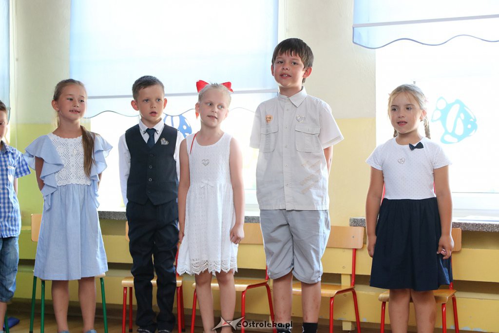 Siedmiolatki z „Krainy Misiów” pożegnały się z przedszkolem [30.06.2019] - zdjęcie #182 - eOstroleka.pl