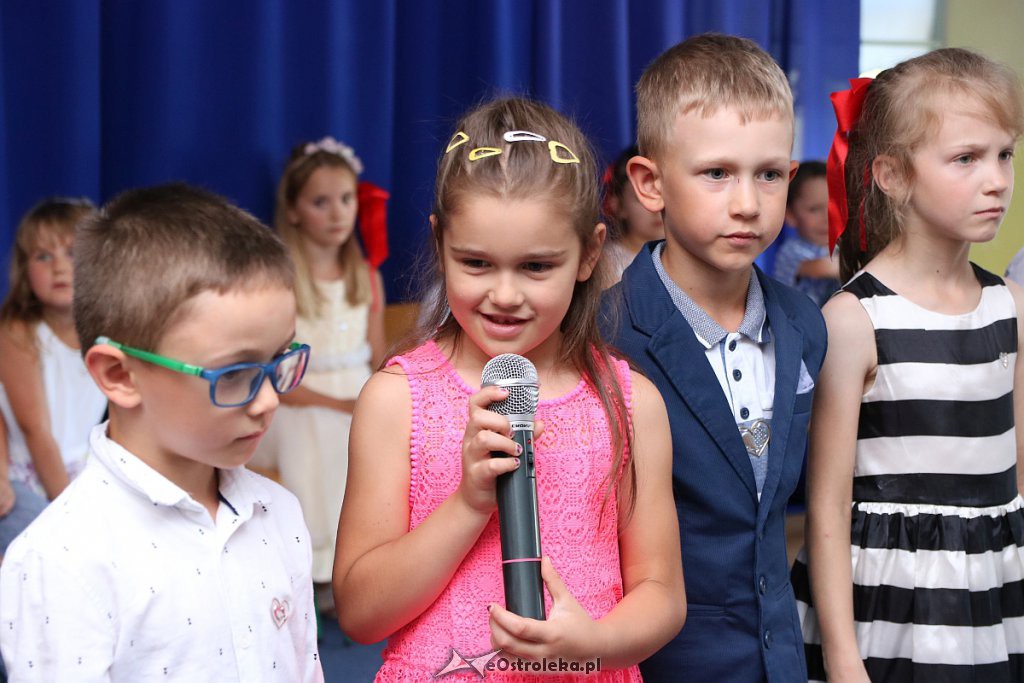 Siedmiolatki z „Krainy Misiów” pożegnały się z przedszkolem [30.06.2019] - zdjęcie #127 - eOstroleka.pl