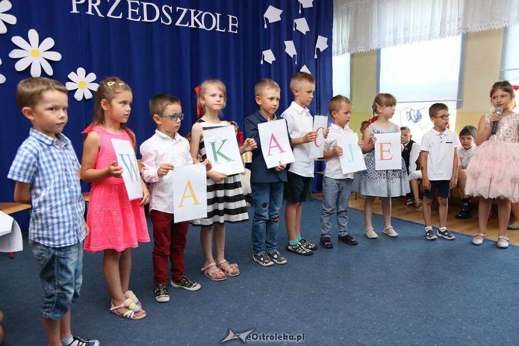 Siedmiolatki z „Krainy Misiów” pożegnały się z przedszkolem [30.06.2019] - zdjęcie #100 - eOstroleka.pl