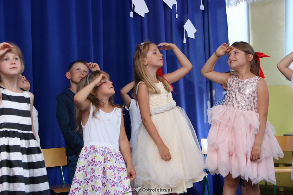 Siedmiolatki z „Krainy Misiów” pożegnały się z przedszkolem [30.06.2019] - zdjęcie #92 - eOstroleka.pl