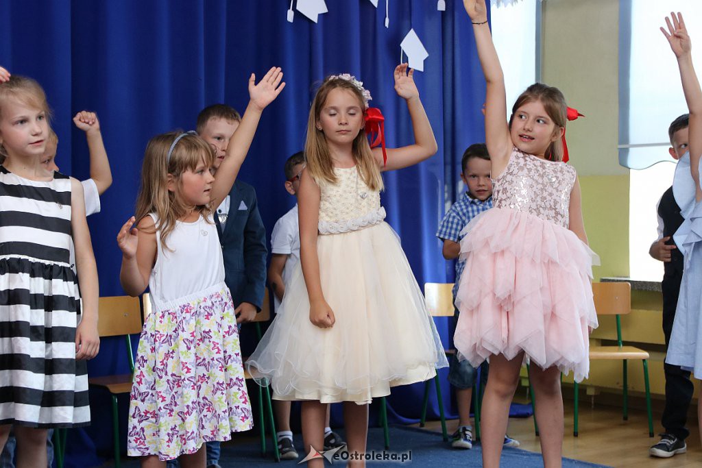 Siedmiolatki z „Krainy Misiów” pożegnały się z przedszkolem [30.06.2019] - zdjęcie #86 - eOstroleka.pl