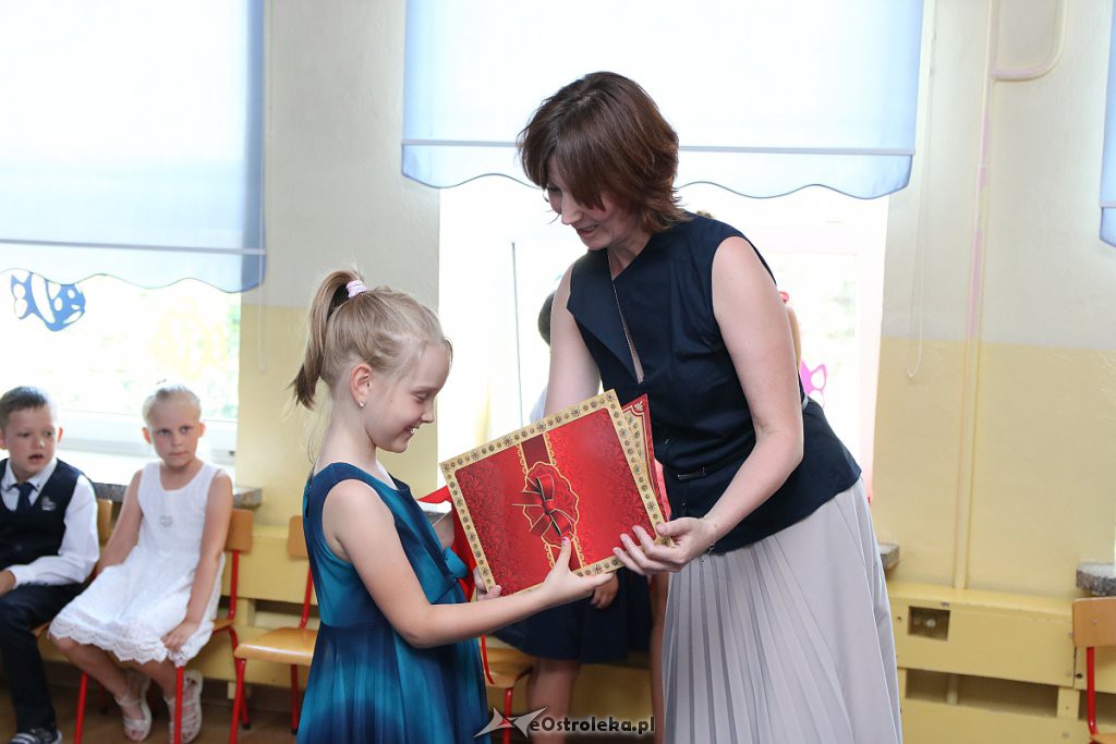 Siedmiolatki z „Krainy Misiów” pożegnały się z przedszkolem [30.06.2019] - zdjęcie #60 - eOstroleka.pl