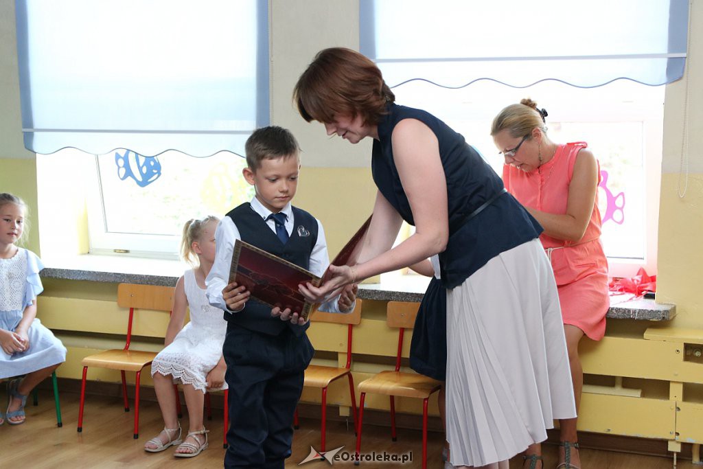 Siedmiolatki z „Krainy Misiów” pożegnały się z przedszkolem [30.06.2019] - zdjęcie #54 - eOstroleka.pl