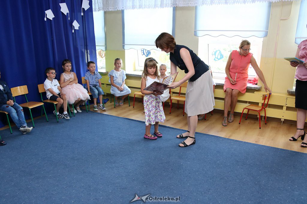 Siedmiolatki z „Krainy Misiów” pożegnały się z przedszkolem [30.06.2019] - zdjęcie #50 - eOstroleka.pl