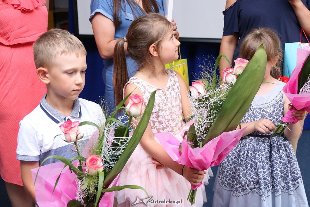 Siedmiolatki z „Krainy Misiów” pożegnały się z przedszkolem [30.06.2019] - zdjęcie #37 - eOstroleka.pl