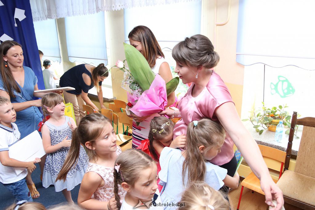 Siedmiolatki z „Krainy Misiów” pożegnały się z przedszkolem [30.06.2019] - zdjęcie #8 - eOstroleka.pl