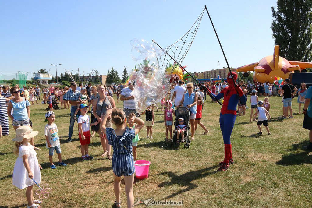 Festiwal Baniek Mydlanych na stadionie miejskim [30.06.2019] - zdjęcie #40 - eOstroleka.pl