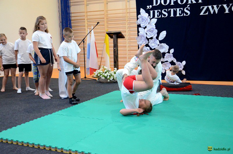 Nowa sala gimnastyczna w Jazgarce oddana do użytku [ZDJĘCIA] - zdjęcie #108 - eOstroleka.pl