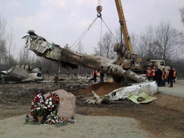Katastrofa w Smoleńsku (28 - zdjęcie #12 - eOstroleka.pl