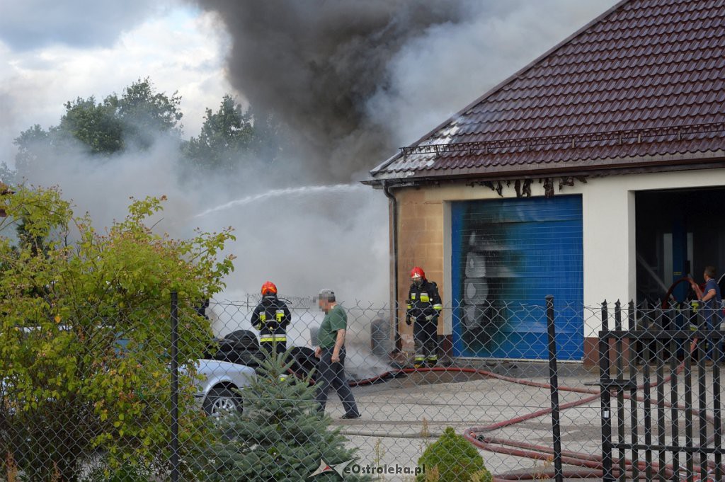Pożar przy ul. Pędzicha [03.07.2019] - zdjęcie #10 - eOstroleka.pl