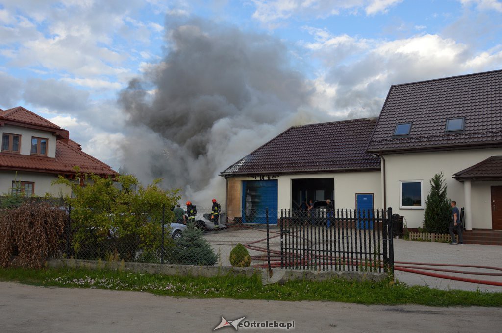 Pożar przy ul. Pędzicha [03.07.2019] - zdjęcie #14 - eOstroleka.pl