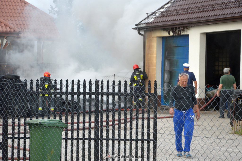 Pożar przy ul. Pędzicha [03.07.2019] - zdjęcie #15 - eOstroleka.pl
