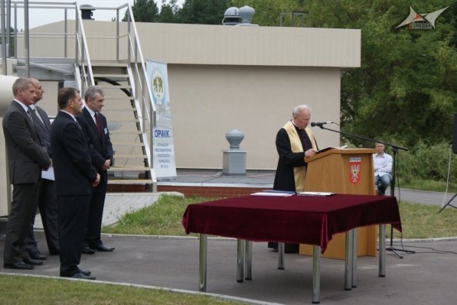 Uroczyste zakończenie modernizacji oczyszczalni ścieków (26.08.2010) - zdjęcie #10 - eOstroleka.pl
