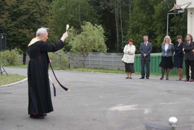 Uroczyste zakończenie modernizacji oczyszczalni ścieków (26.08.2010) - zdjęcie #5 - eOstroleka.pl