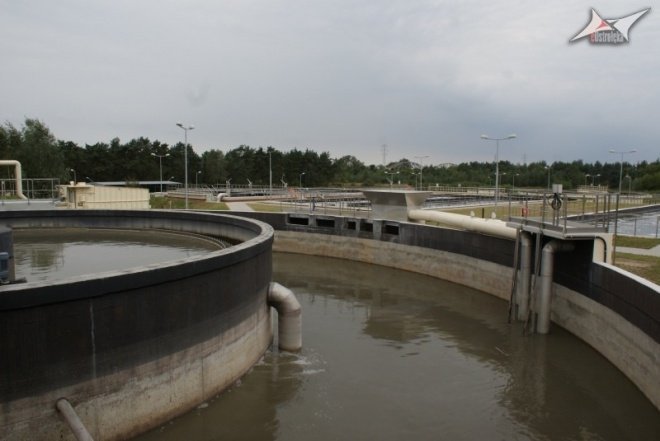 Uroczyste zakończenie modernizacji oczyszczalni ścieków (26.08.2010) - zdjęcie #2 - eOstroleka.pl