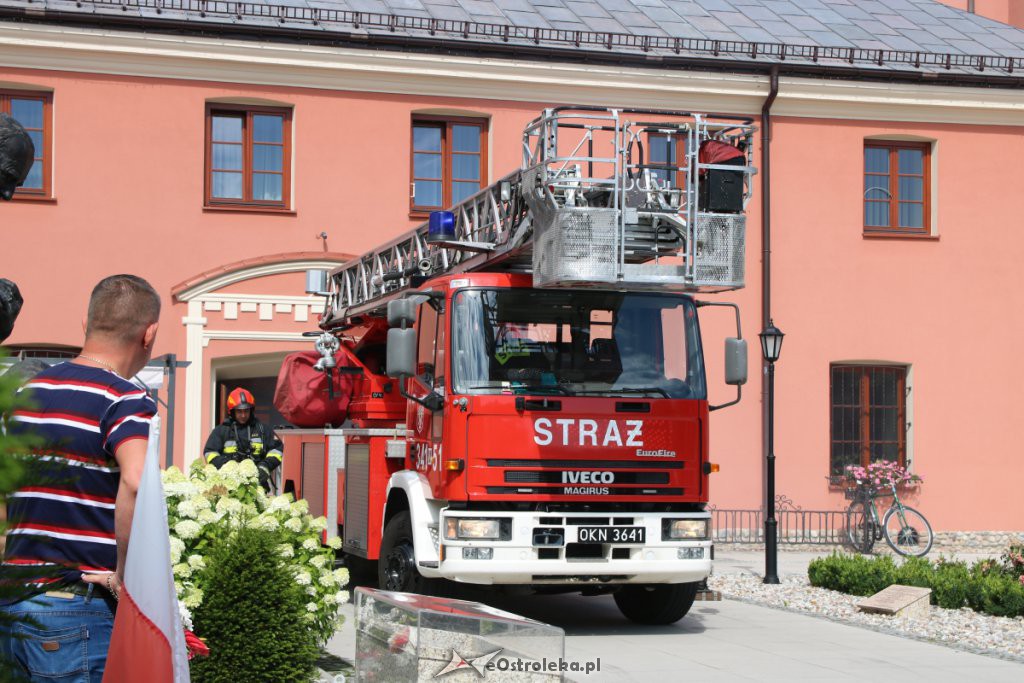 Strażacka akcja w sanktuarium św. Antoniego Padewskiego w Ostrołęce [24.07.2019] - zdjęcie #37 - eOstroleka.pl