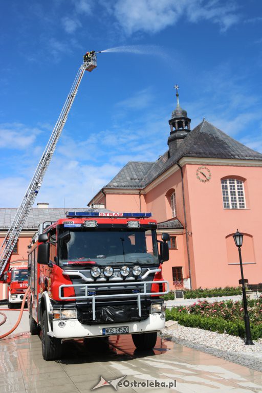 Strażacka akcja w sanktuarium św. Antoniego Padewskiego w Ostrołęce [24.07.2019] - zdjęcie #34 - eOstroleka.pl