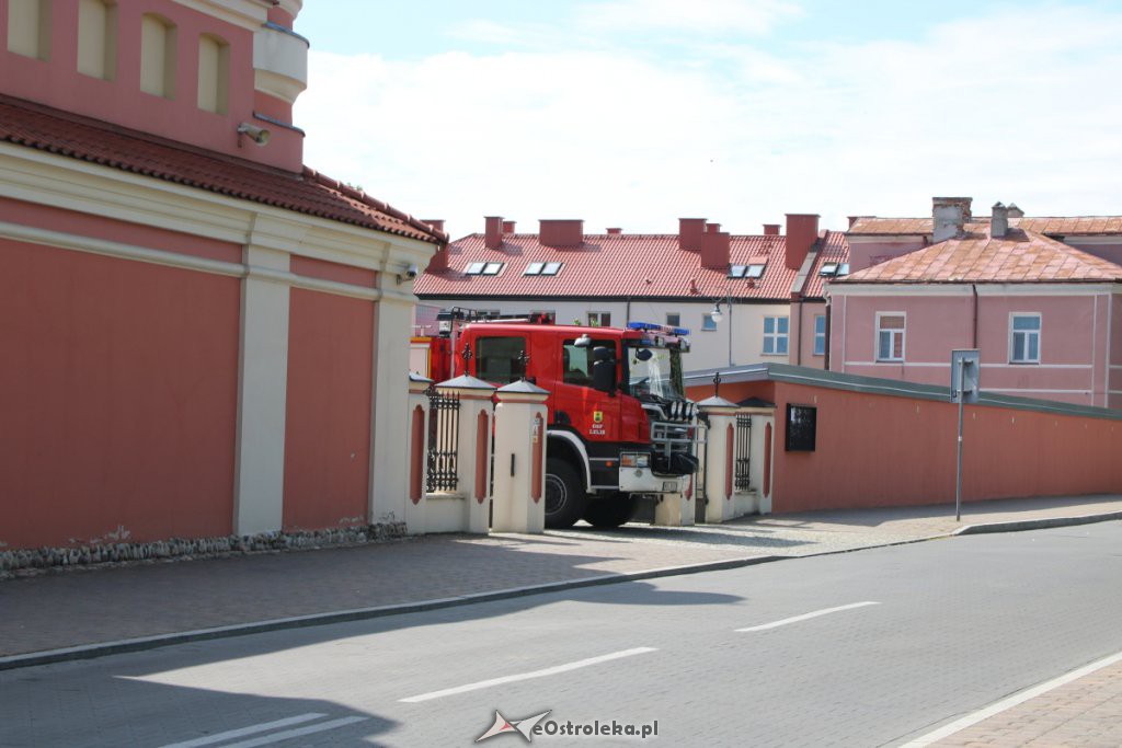 Strażacka akcja w sanktuarium św. Antoniego Padewskiego w Ostrołęce [24.07.2019] - zdjęcie #30 - eOstroleka.pl