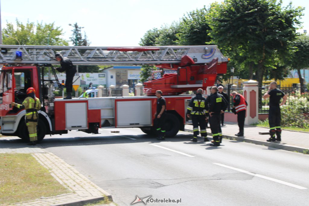 Strażacka akcja w sanktuarium św. Antoniego Padewskiego w Ostrołęce [24.07.2019] - zdjęcie #23 - eOstroleka.pl