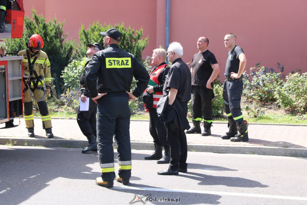 Strażacka akcja w sanktuarium św. Antoniego Padewskiego w Ostrołęce [24.07.2019] - zdjęcie #17 - eOstroleka.pl