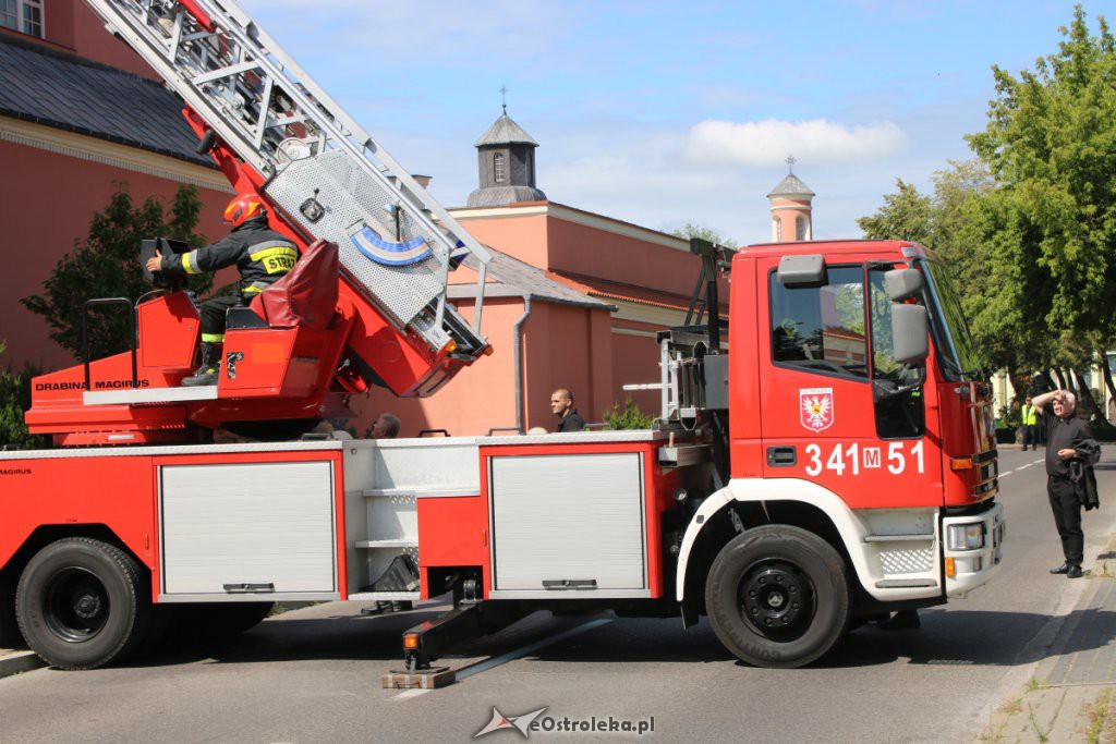 Strażacka akcja w sanktuarium św. Antoniego Padewskiego w Ostrołęce [24.07.2019] - zdjęcie #11 - eOstroleka.pl