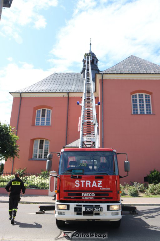 Strażacka akcja w sanktuarium św. Antoniego Padewskiego w Ostrołęce [24.07.2019] - zdjęcie #3 - eOstroleka.pl