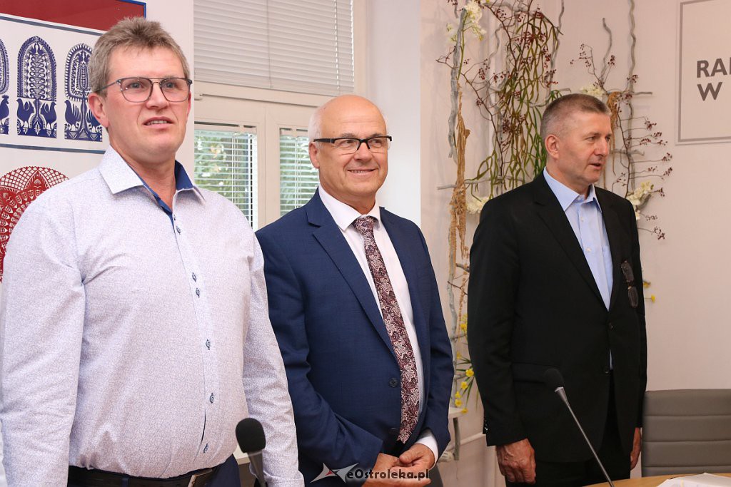 VIII sesja Rady Powiatu w Ostrołęce [26.07.2019] - zdjęcie #6 - eOstroleka.pl