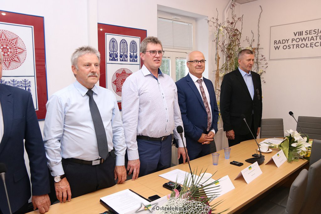 VIII sesja Rady Powiatu w Ostrołęce [26.07.2019] - zdjęcie #8 - eOstroleka.pl