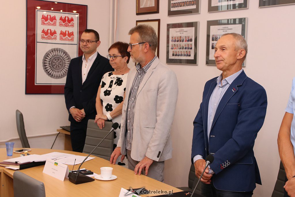 VIII sesja Rady Powiatu w Ostrołęce [26.07.2019] - zdjęcie #10 - eOstroleka.pl
