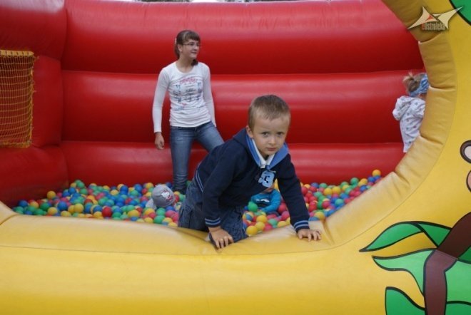 Rodzinny Festyn na Zakończenie Wakacji (29.08.2010) - zdjęcie #105 - eOstroleka.pl
