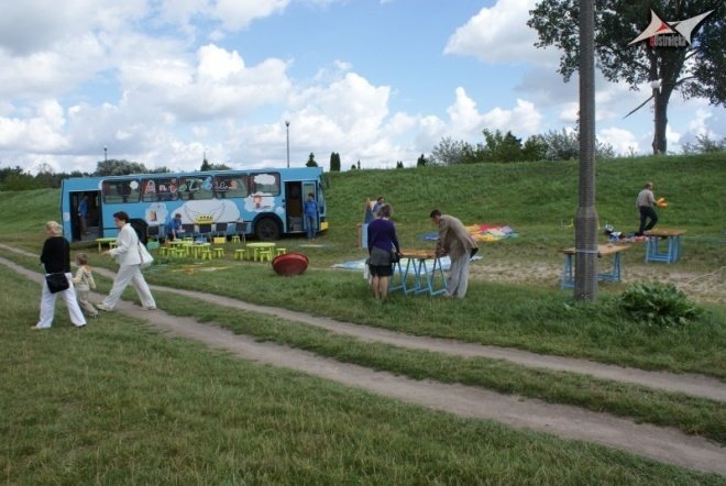 Rodzinny Festyn na Zakończenie Wakacji (29.08.2010) - zdjęcie #97 - eOstroleka.pl
