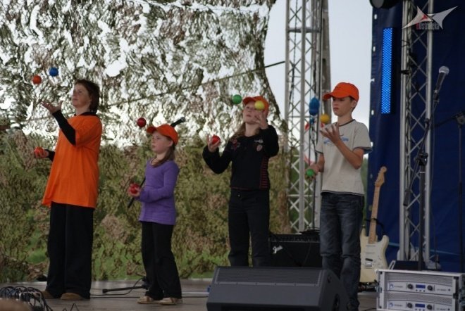 Rodzinny Festyn na Zakończenie Wakacji (29.08.2010) - zdjęcie #51 - eOstroleka.pl
